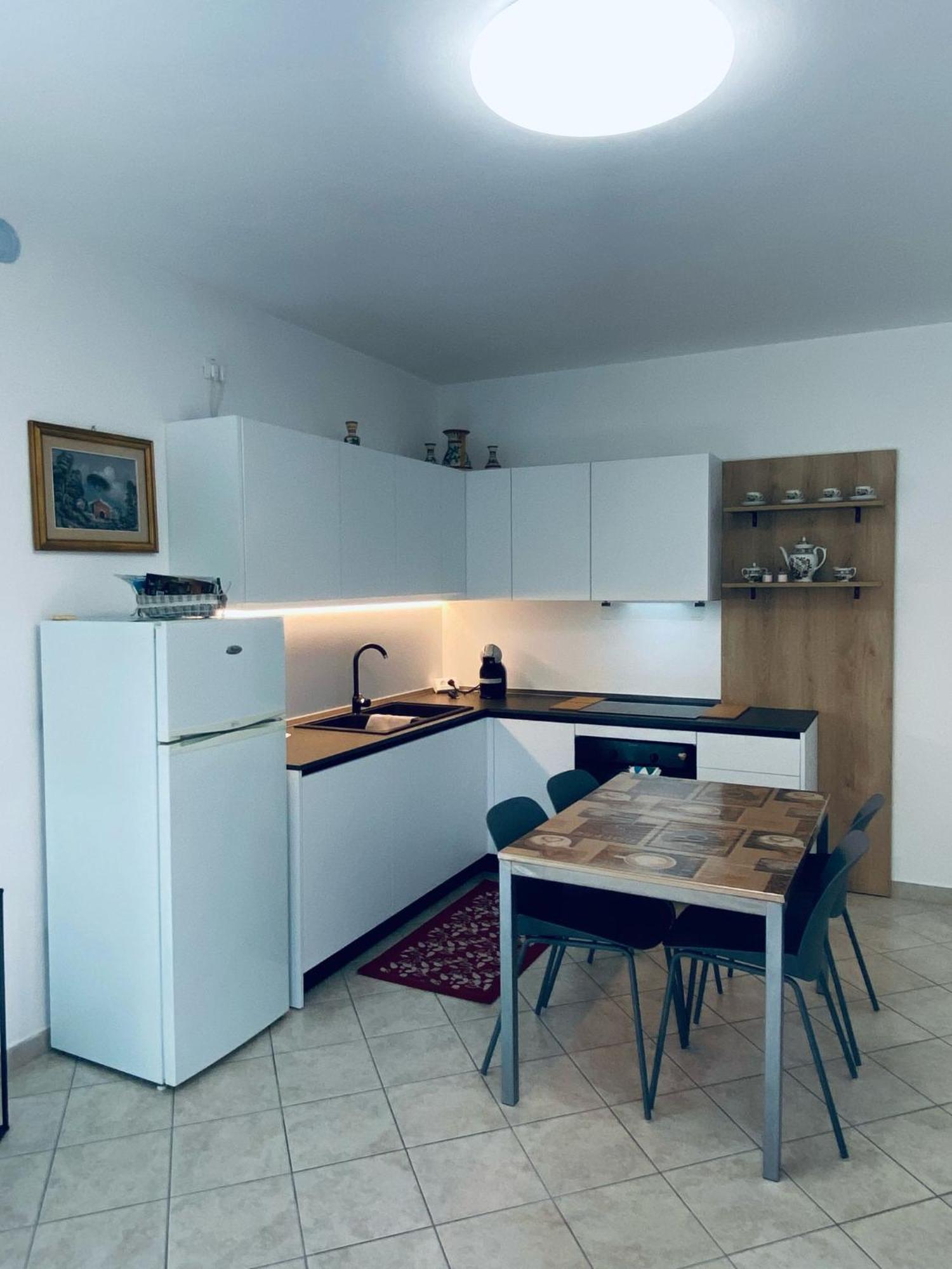Alma Apartment Sirmione Ngoại thất bức ảnh