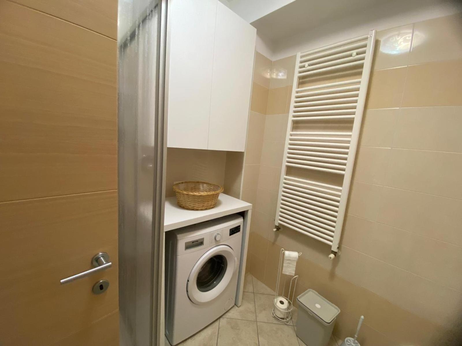 Alma Apartment Sirmione Phòng bức ảnh