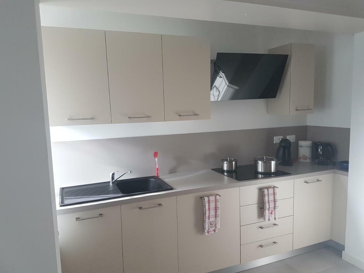 Alma Apartment Sirmione Ngoại thất bức ảnh